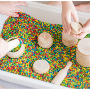 How to setup MESSY PLAY for babies & toddlers using 10 Sensory play materials