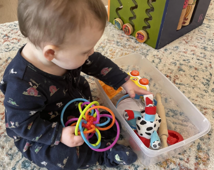 4 simple activities for 6-12 months babies- sensory & motor games