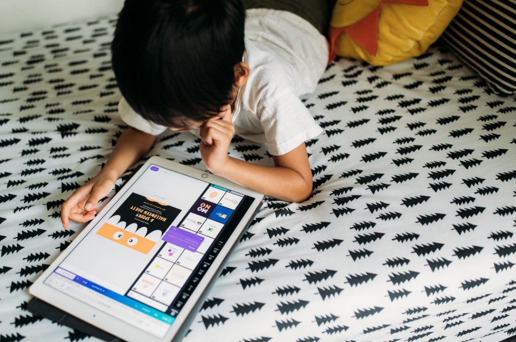Tips for using technology in preschool activities