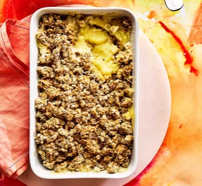 Healthy apple crunch